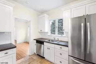 239 Washington St, Berkeley Heights Township, NJ 07922 - Photo 7