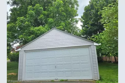 154 E Prospect St, Hackettstown, NJ 07840 - Photo 3
