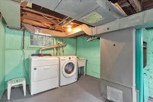 1051 S Elmora Ave, Elizabeth, NJ 07202 - Photo 23