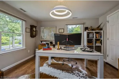 32 Beechwood Rd, Florham Park, NJ 07932 - Photo 11