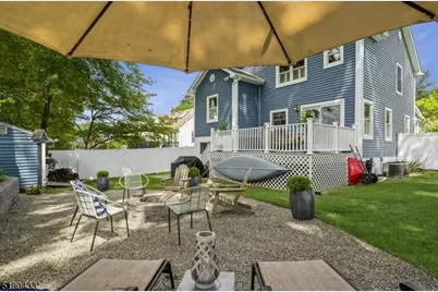 32 Beechwood Rd, Florham Park, NJ 07932 - Photo 25