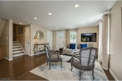 32 Beechwood Rd, Florham Park, NJ 07932 - Photo 7
