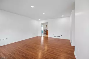 71 Dukes Rd, Rahway, NJ 07065 - Photo 9