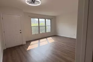 60 Heritage Ln, Hamburg, NJ 07419 - Photo 3