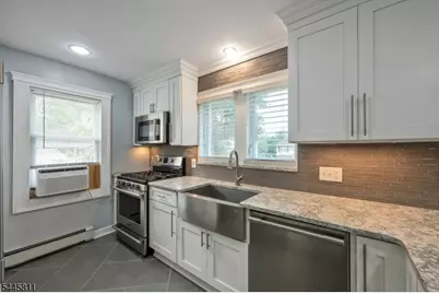 122 Garside Ave, Wayne, NJ 07470 - Photo 7