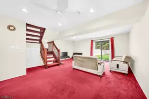 25 Driscoll Ct, North Brunswick Township, NJ 08902 - Photo 9