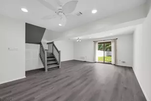 25 Driscoll Ct, North Brunswick Township, NJ 08902 - Photo 7