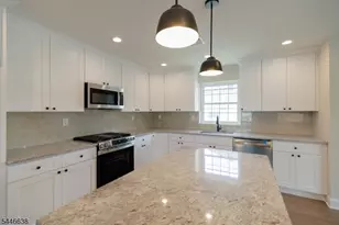 217 W 2nd Ave, Roselle, NJ 07203 - Photo 15