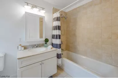 53 Maple Ave, Berkeley Heights Township, NJ 07922 - Photo 23