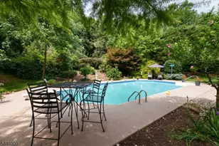 30 Montgomery Ave, Rocky Hill, NJ 08553 - Photo 29