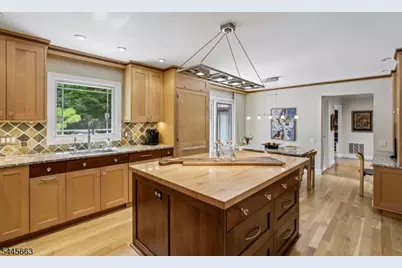 11 Maywood Ct, North Caldwell, NJ 07006 - Photo 17