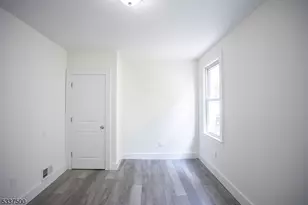 41 Grove St, Bloomfield, NJ 07003 - Photo 9