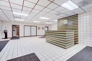 10 N Wood Ave, Linden, NJ 07036 - Photo 3