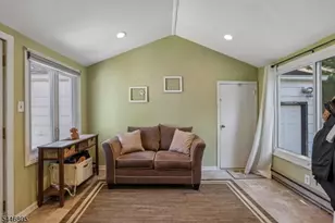 78 Legion Pl, Paramus, NJ 07652 - Photo 5