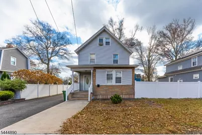 312 E 1st Ave, Roselle, NJ 07203 - Photo 1