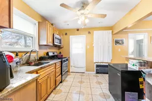 312 E 1st Ave, Roselle, NJ 07203 - Photo 11