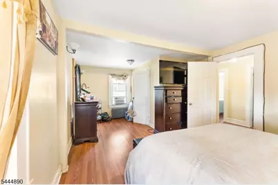 312 E 1st Ave, Roselle, NJ 07203 - Photo 13