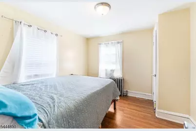 312 E 1st Ave, Roselle, NJ 07203 - Photo 19