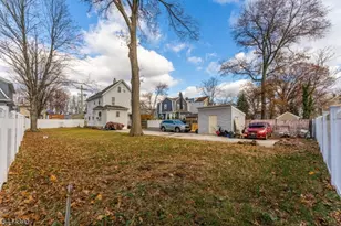 312 E 1st Ave, Roselle, NJ 07203 - Photo 21