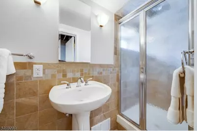 20 Lincoln Ave, Livingston, NJ 07039 - Photo 33