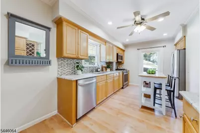 20 Lincoln Ave, Livingston, NJ 07039 - Photo 19