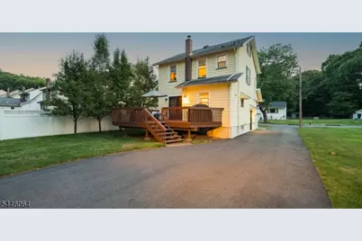 20 Lincoln Ave, Livingston, NJ 07039 - Photo 47
