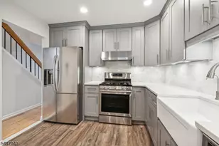 251 Plymouth Ct, Madison, NJ 07940 - Photo 5