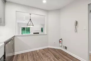 251 Plymouth Ct, Madison, NJ 07940 - Photo 7