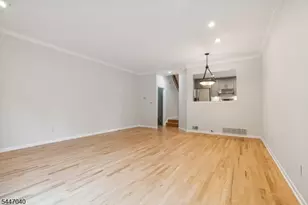 251 Plymouth Ct, Madison, NJ 07940 - Photo 9
