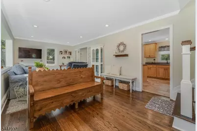 526 Gregory Avenue, Bridgewater, NJ 08807 - Photo 3