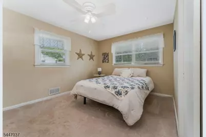 526 Gregory Avenue, Bridgewater, NJ 08807 - Photo 17