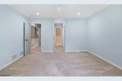 8 Clements Ct, Roseland, NJ 07068 - Photo 27