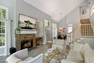 8 Clements Ct, Roseland, NJ 07068 - Photo 7
