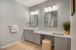 8 Clements Ct, Roseland, NJ 07068 - Photo 21