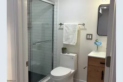627 Valley Rd #E, Montclair, NJ 07043 - Photo 15