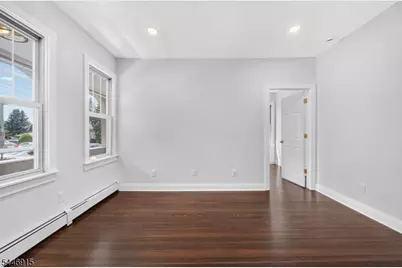 289 Hathaway St, Wallington, NJ 07057 - Photo 13