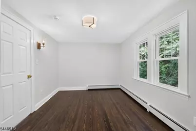 289 Hathaway St, Wallington, NJ 07057 - Photo 7