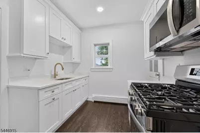 289 Hathaway St, Wallington, NJ 07057 - Photo 25