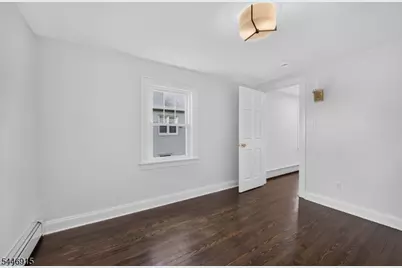 289 Hathaway St, Wallington, NJ 07057 - Photo 5