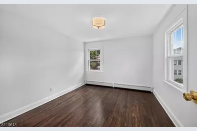 289 Hathaway St, Wallington, NJ 07057 - Photo 3