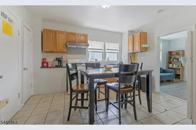 60 Welland Ave, Irvington Twp., NJ 07111 - Photo 9
