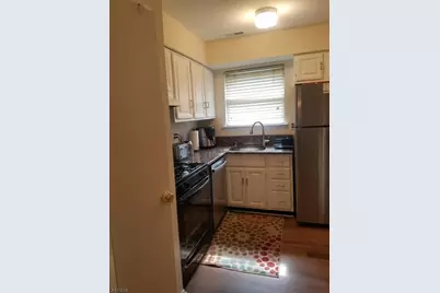806 Yorkshire Dr, Raritan Township, NJ 08822 - Photo 7
