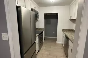 60 Almond Dr, Franklin Township, NJ 08873 - Photo 3