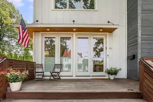 8 Willard Pl, Montclair, NJ 07042 - Photo 3