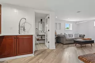 26 Mountain Ave, Summit, NJ 07901 - Photo 27