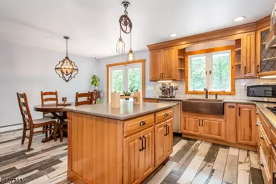 16 Tumbling Brook Rd, Montville Township, NJ 07082 - Photo 13