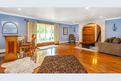 16 Tumbling Brook Rd, Montville Township, NJ 07082 - Photo 9