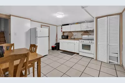85 N 10th St, Newark, NJ 07107 - Photo 9