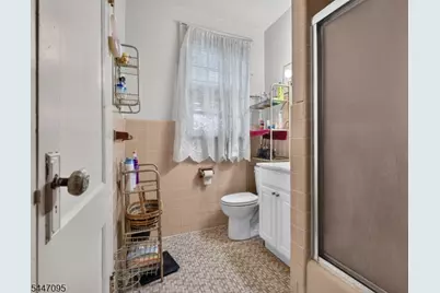85 N 10th St, Newark, NJ 07107 - Photo 33