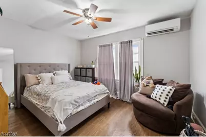 111 Yale Ter, Linden, NJ 07036 - Photo 15